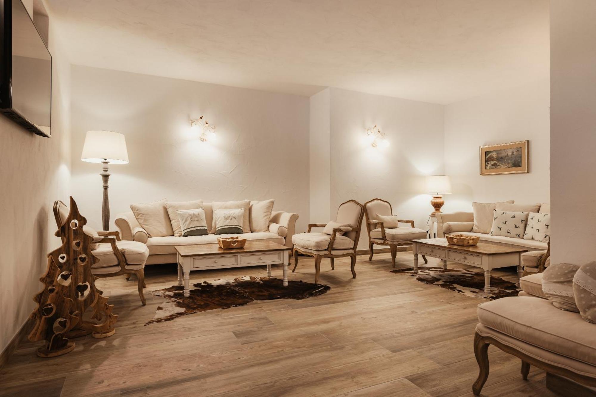 Hotel Monte Cherz Arabba Ngoại thất bức ảnh