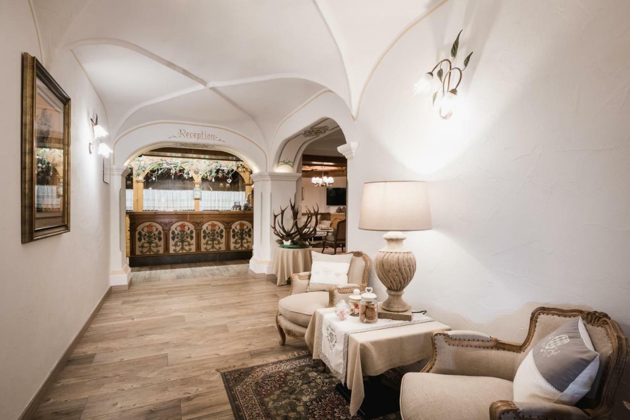 Hotel Monte Cherz Arabba Ngoại thất bức ảnh